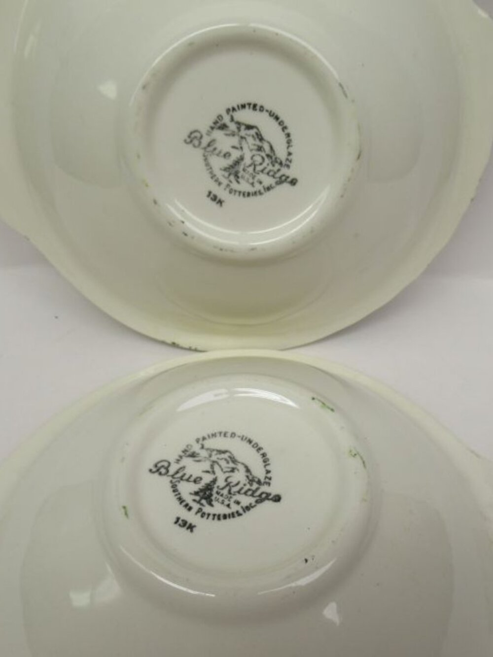 2 - Southern Potteries Blue Ridge WILD CHERRY No. 3 Tab Handled Soup Bowls USA - Picture 4 of 4